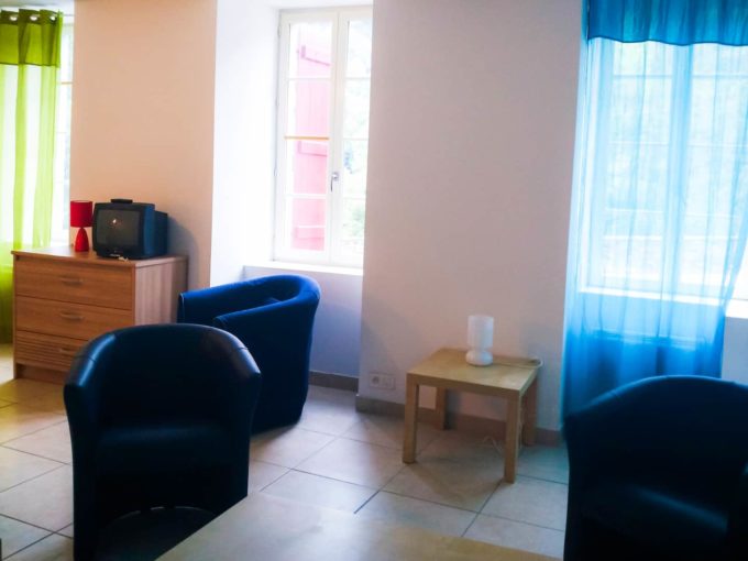 T1 Bis Luz intérieur studio moderne et coloré