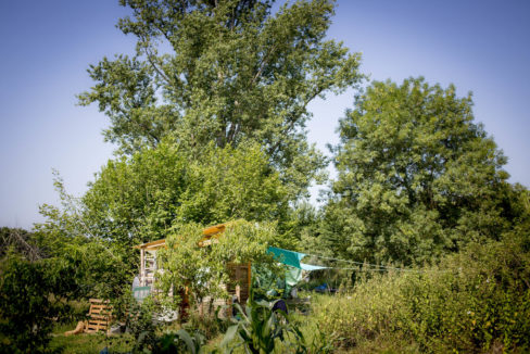 Toiletterie des piraculteurs Creysse, Douche, Kitchinette, WC