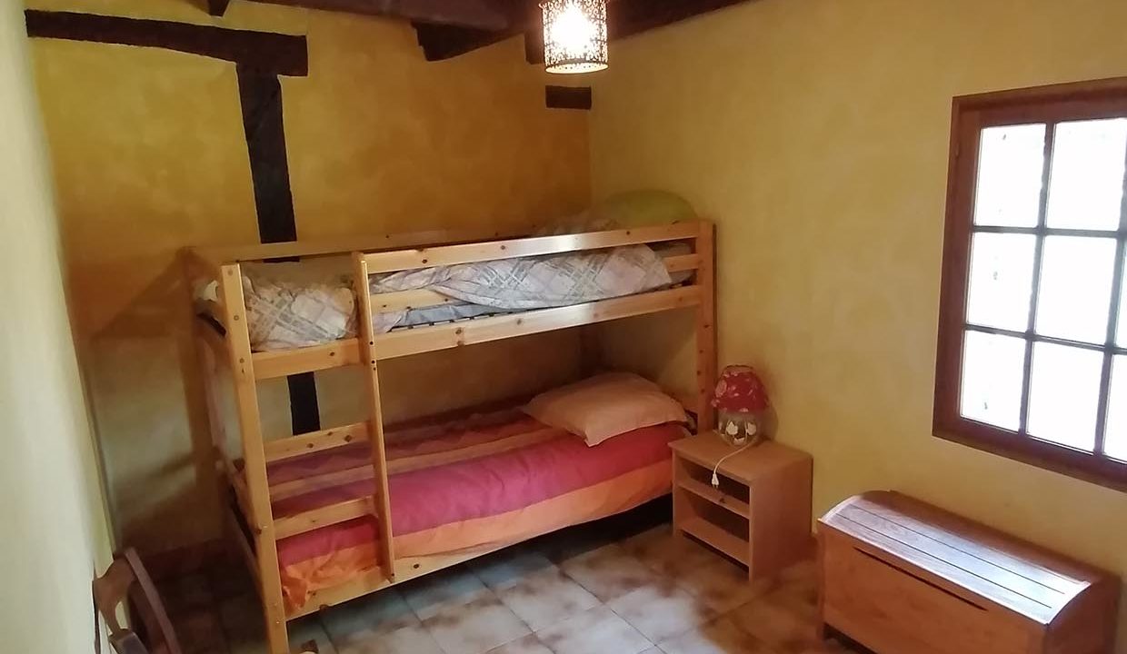 chambre-lits-superposes-gite-du-grand-lamic