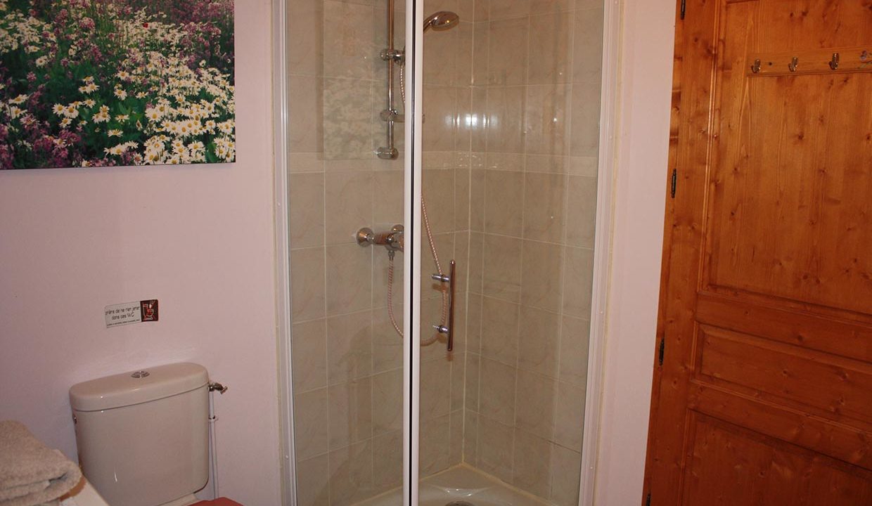 salle-d-eau-provative-dans-toutes-les-chambres