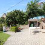Terrasse avec barbecue chambre chez l'habitant le Havre