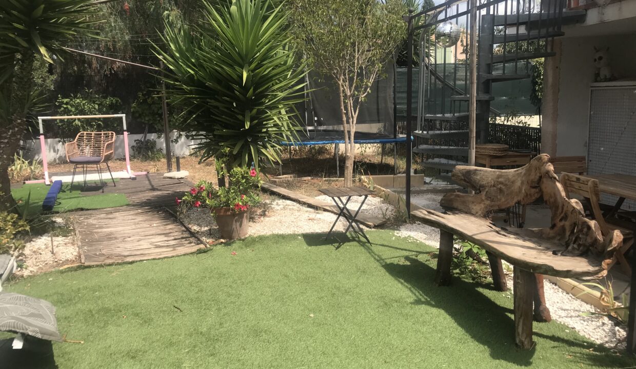 4878E4E3-B6C9-48B8-A0BE-0E32B6C23D6C