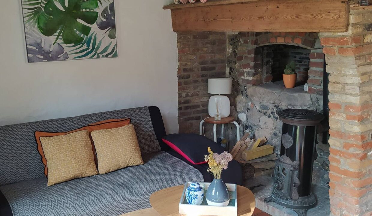 ef2b5342-abc8-4d36-a9a0-5f4122bc23c5