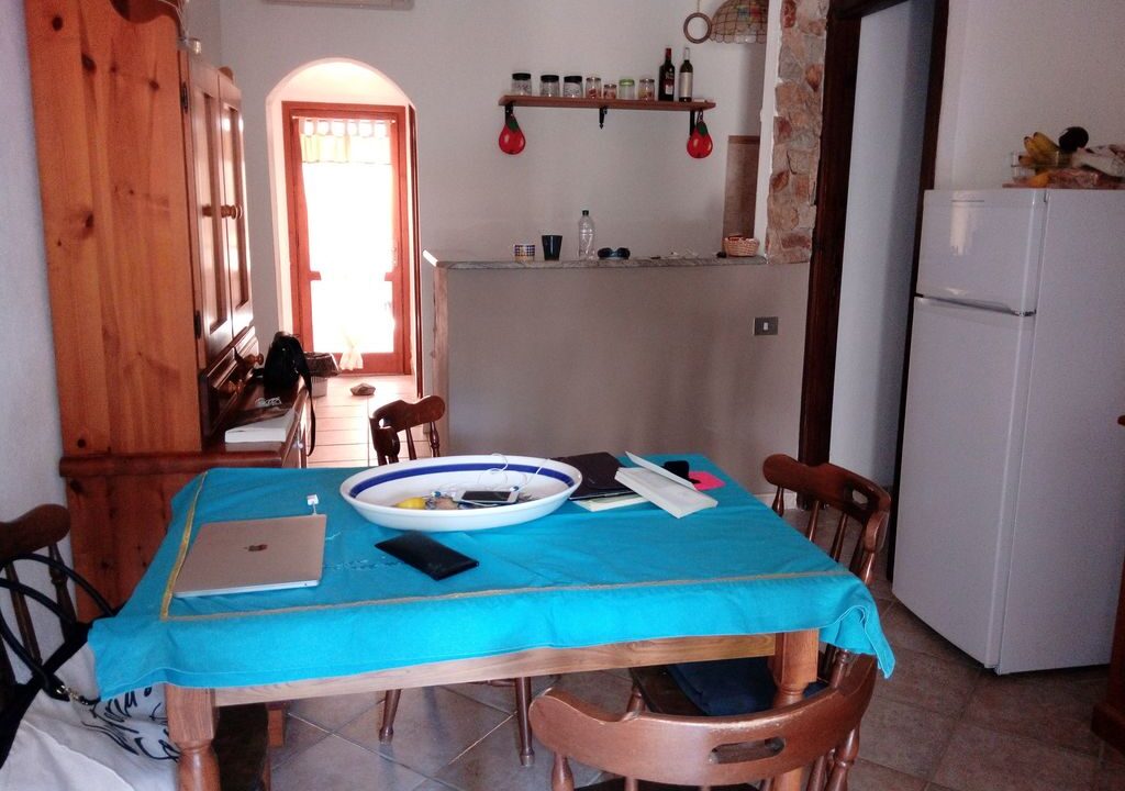 d87a3435-7d6d-4bf5-b433-86db3e81cc7b.c10